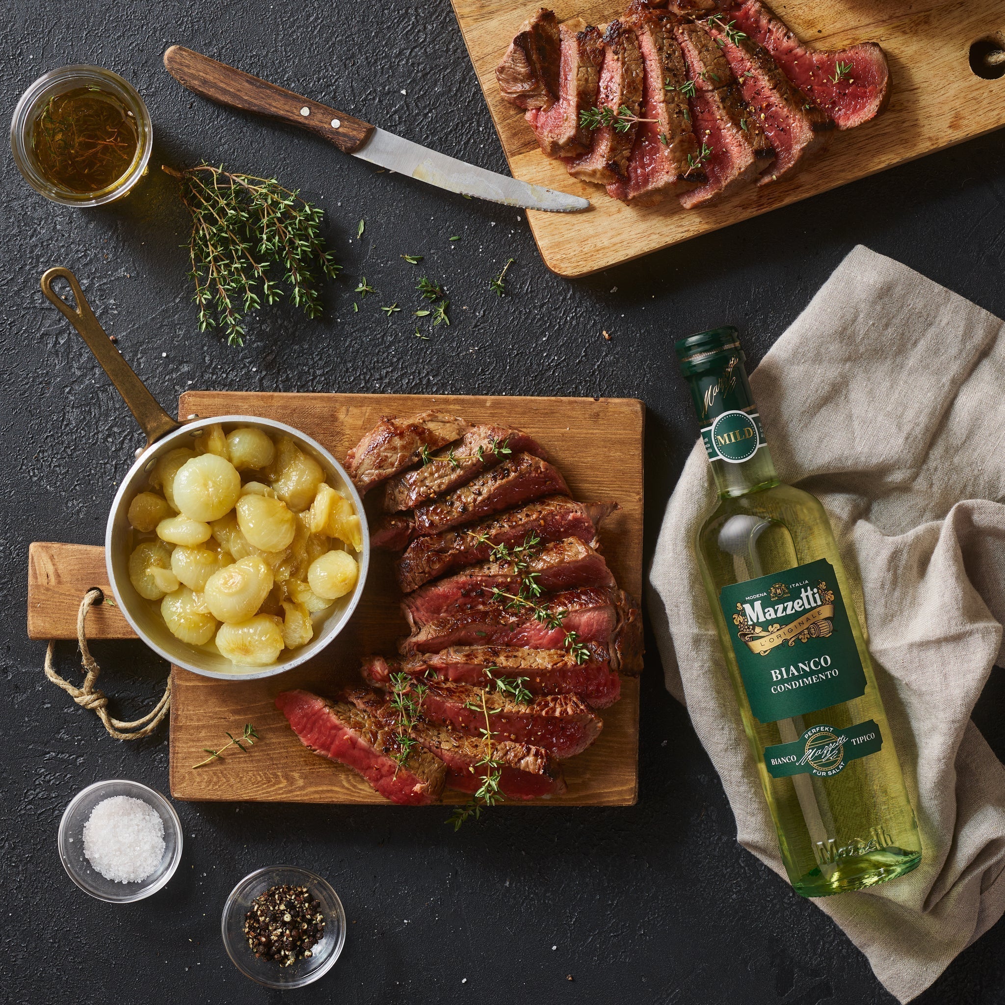 Geschnetzeltes Rindfleisch mit Thymian und süß-sauren Borettan-Zwiebeln